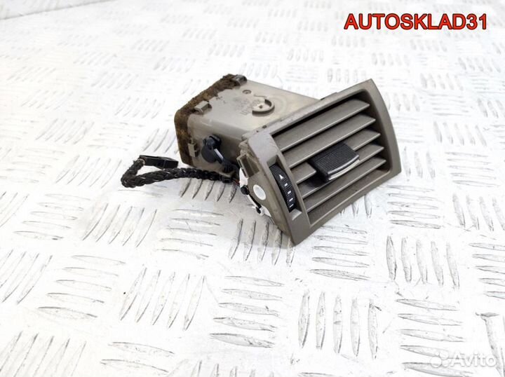 Дефлектор воздушный правый Audi A4 B6 8E0820902F