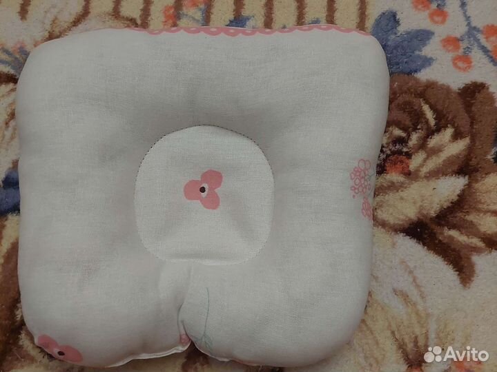 Подушка для новорожденного