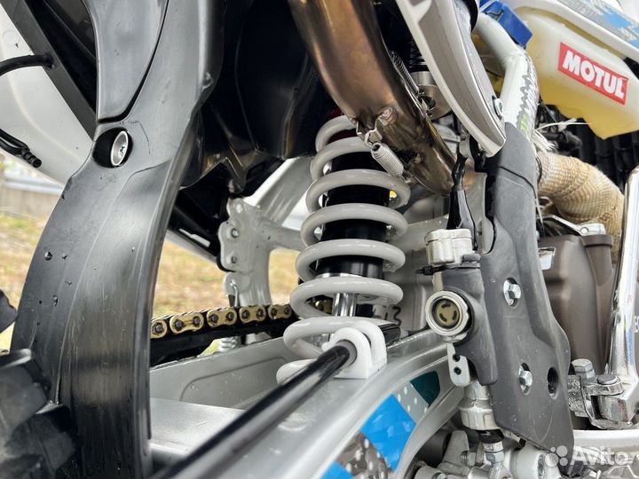 Regulmoto aqua enduro с птс