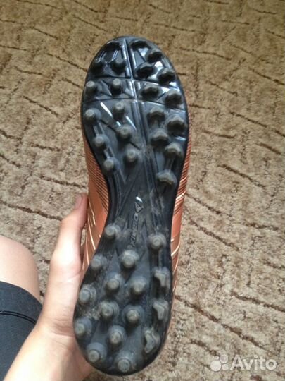 Футбольные бутсы demix triada