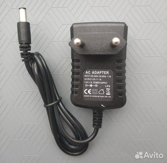 Блок питания 12V 1A штекер 5.5x2.5 мм