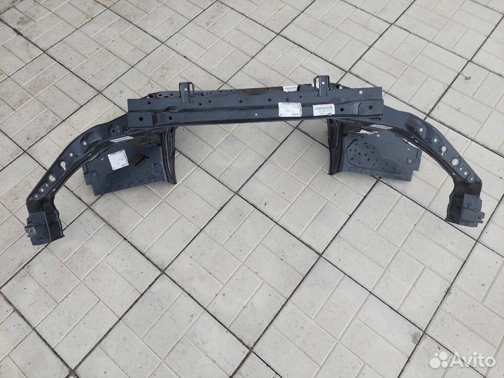 Рамка радиатора новая оригинал LX600/LC300 в сборе