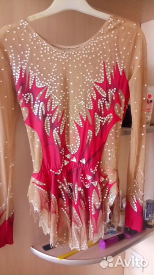 Продам купальник для художественной гимнастики