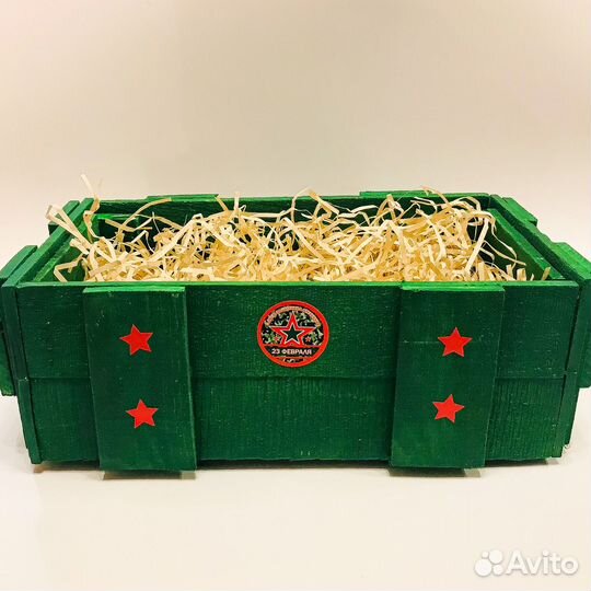 Подарочная коробка на 23 февраля