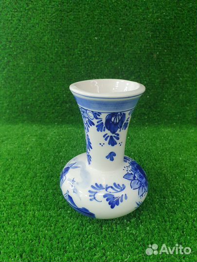 Ваза из фарфора t3909