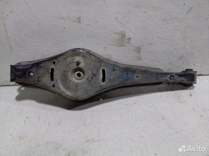 Рычаг подвески задний задний Skoda Octavia A5