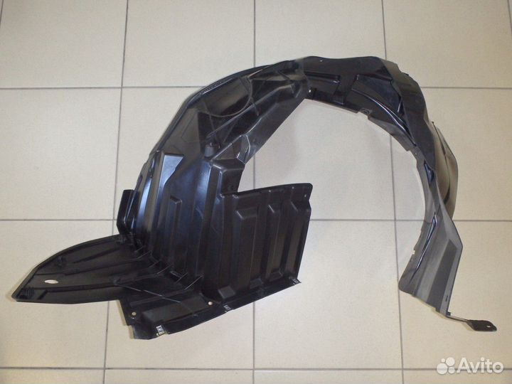 Подкрылок передний правый suzuki Vitara Витара