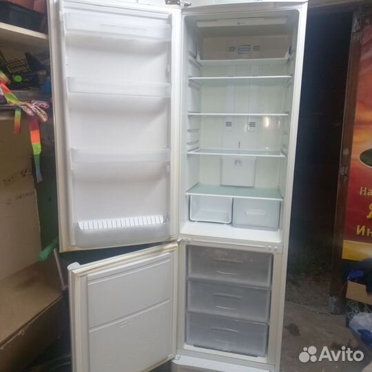 Холодильник бу