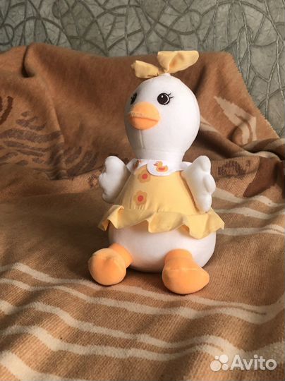 Мягкая игрушка уточка