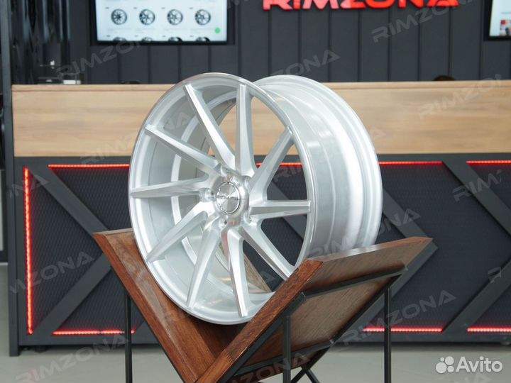 Литые диски R20 на Hyundai. Арт3208