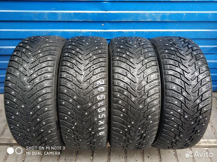 Nokian Tyres Hakkapeliitta 8 205/55 R16 98H