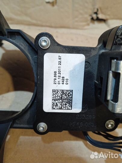 Переключатель подрулевой Skoda Yeti