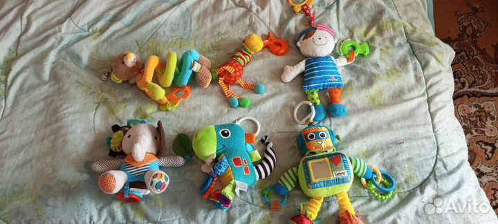 Развивающие игрушки для малышей