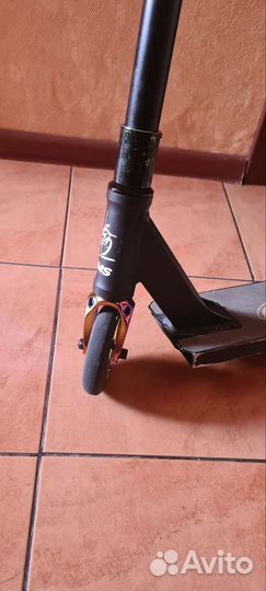 Трюковой самокат