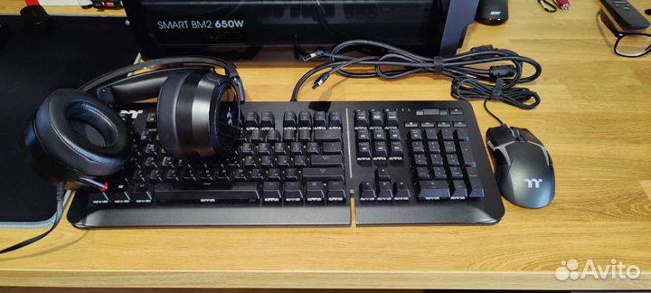 Игровой набор Thermaltake + коврик в подарок