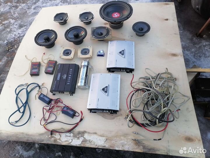 Комплект музыки в авто