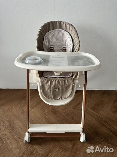 Стульчик для кормления happy baby berny v2