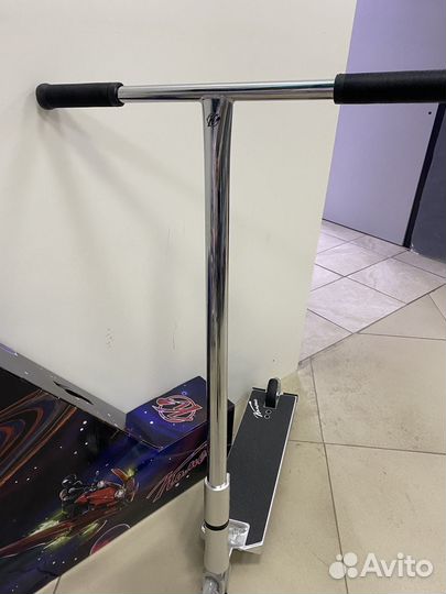 Самокат трюковой Комета Астра 525 серебро