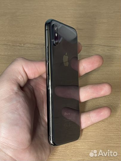 iPhone X, 256 ГБ