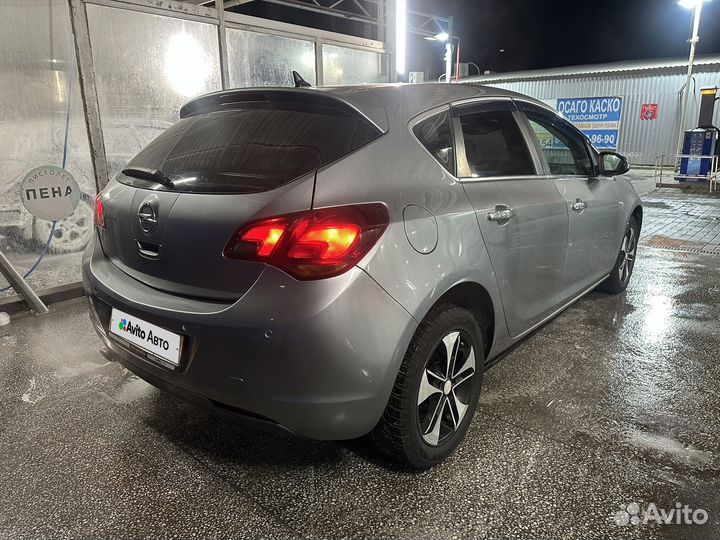 Opel Astra 1.6 AT, 2011, 194 000 км