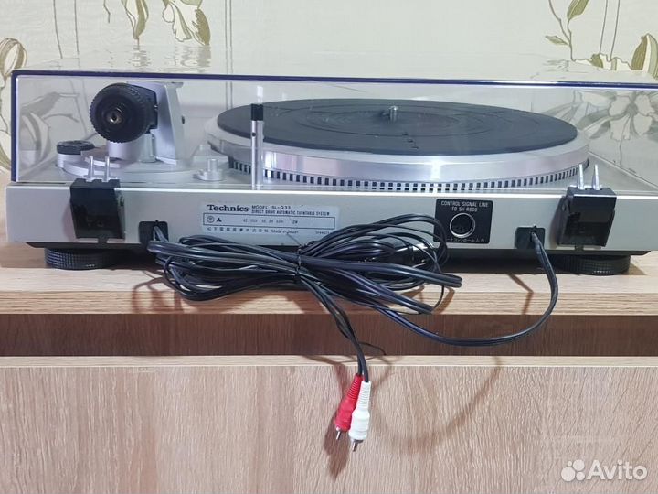 Виниловый проигрыватель Technics SL-Q33