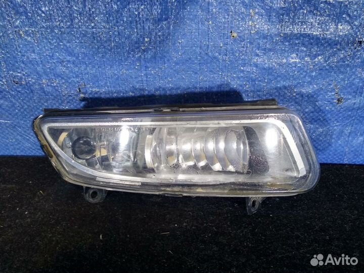 Фара противотуманная правая Polo