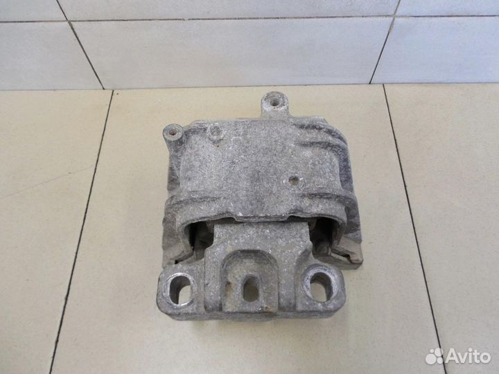 Опора двигателя правая Octavia (A5 1Z) 2004-2013