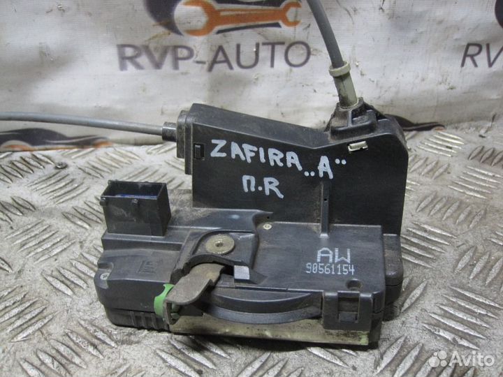 Замок двери передний правый Opel Zafira A 1999-05