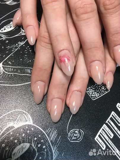 Наращивание ногтей