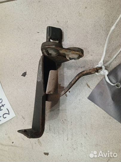 Кронштейн насоса гидроусилителя Hyundai Matrix 20