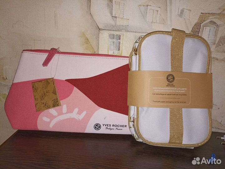 Косметичка yves rocher