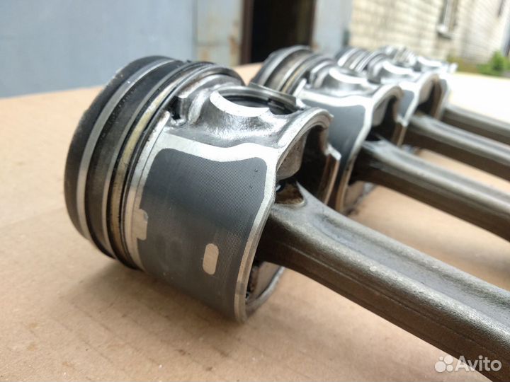 Шатун 1.6 Hdi 1.6 tdci Citroen C4 Picasso 9HZ