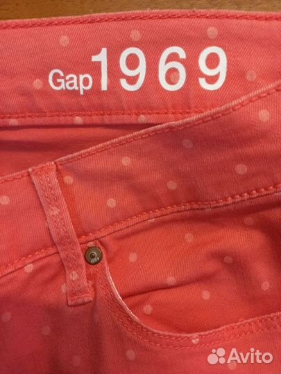 Джинсы GAP