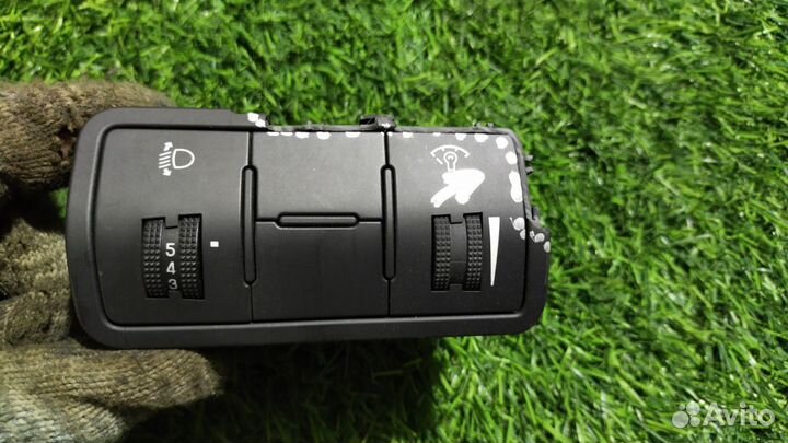 Кнопка корректора фар Hyundai Solaris