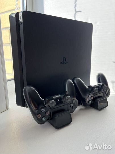 Ps4 slim 1Tb