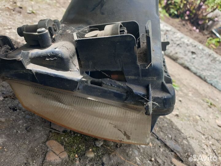 Фара Carina 7A-FE AT 191