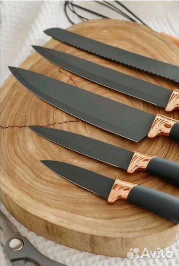 Большой набор кухонных принадлежностей. Новый