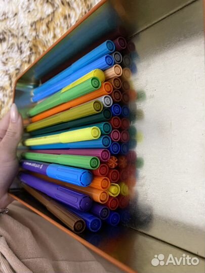 Карандаши, фломастеры, ручки, кисти б/у