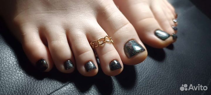 Педикюр, маникюр М.Большивиков Российский пр 14