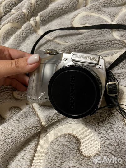 Компактный фотоаппарат olympus