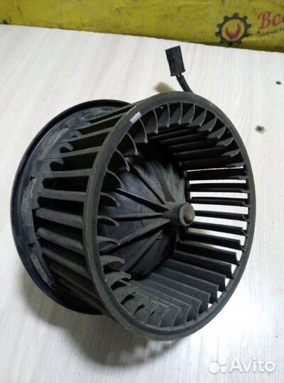 Моторчик печки Volkswagen Transporter Т4 2 1994