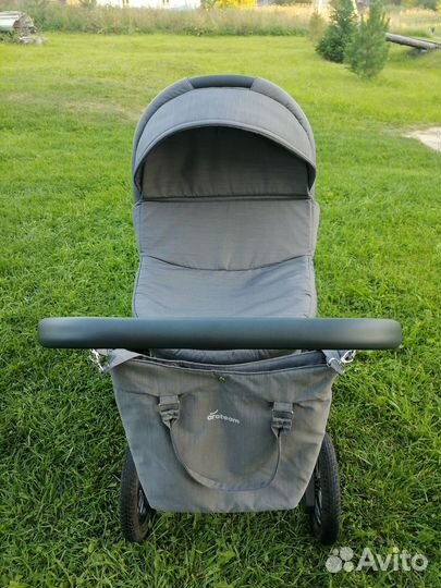 Продам детскую коляску