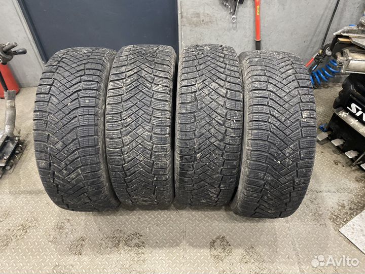 Pirelli Ice Zero FR 235/55 R19