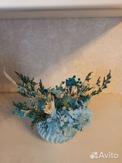 Композиция из стабилизированных цветов