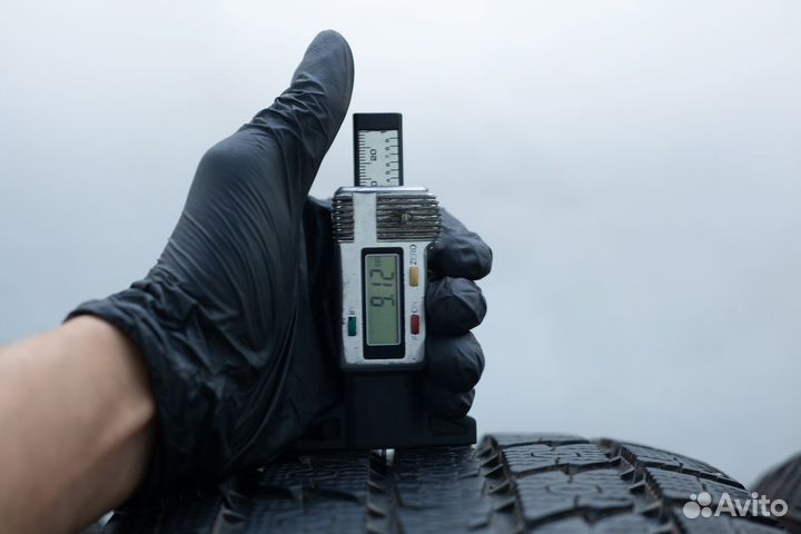 Toyo Observe GSi-5 235/55 R20 102Q