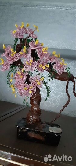 Цветы из бисера