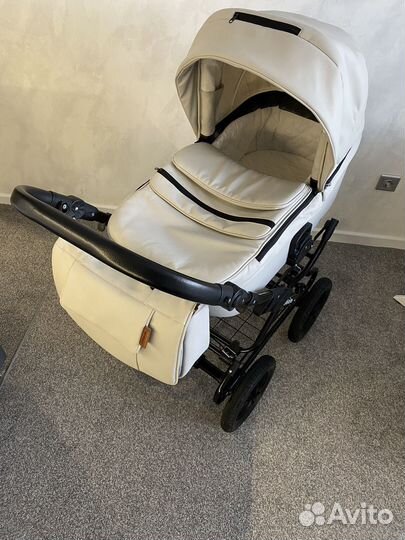 Коляска для новорожденного. Люлька