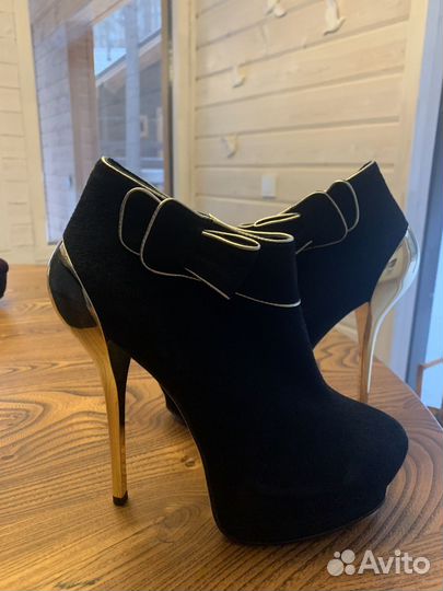 Ботильоны замша 39 новые