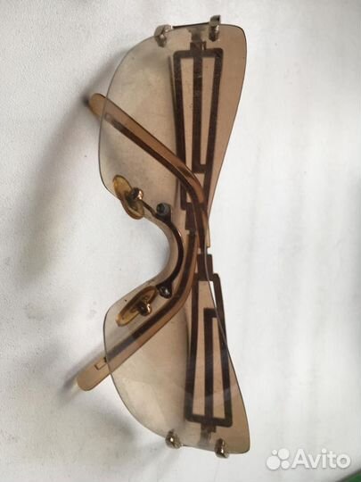 Солнцезащитные очки