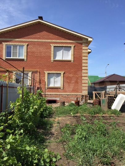 Дом 204 м² на участке 4 сот.